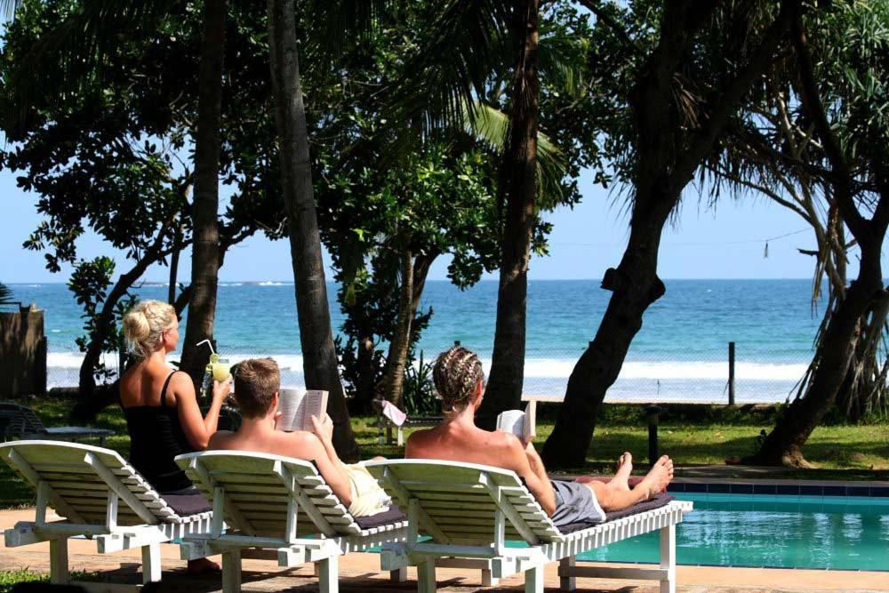 Mawella Beach Resort Tangalle Extérieur photo